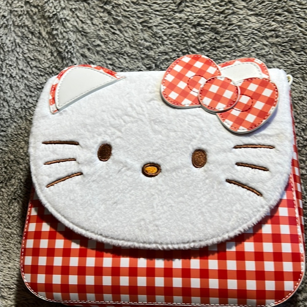 Hello Kitty crossbody bag​
